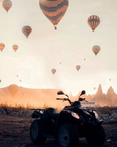 Free photo of Bike Editing Background (with Balloon and Adventure)