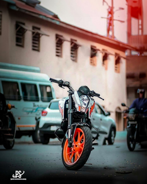 Free photo of KTM Bike Editing Background (with Vehicle and Bike)