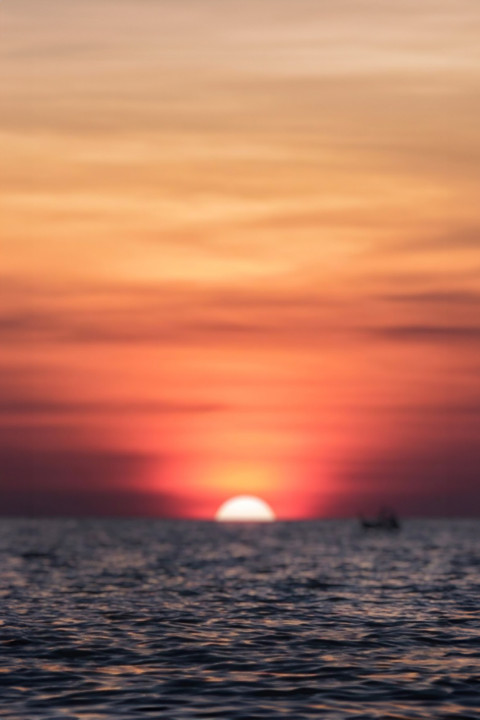 Free photo of Blur CB Editing Background (with Sunset and Sea)