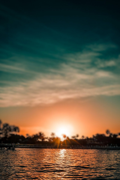 Free photo of Blur CB Editing Background (with Landscape and Water)