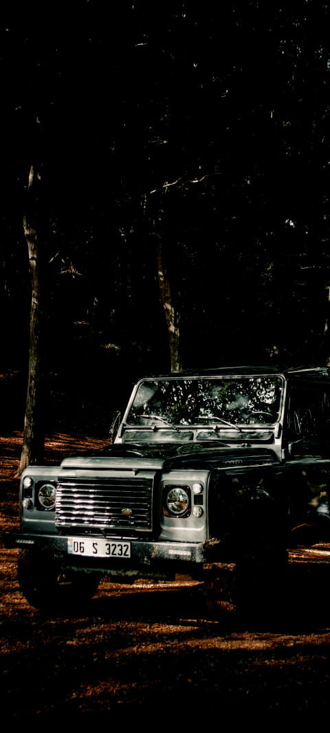 Free photo of 4K Amoled Wallpaper with Land vehicle Vehicle & Car