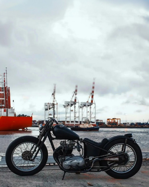 Free photo of Bike Editing Background (with Vehicle and Engine)