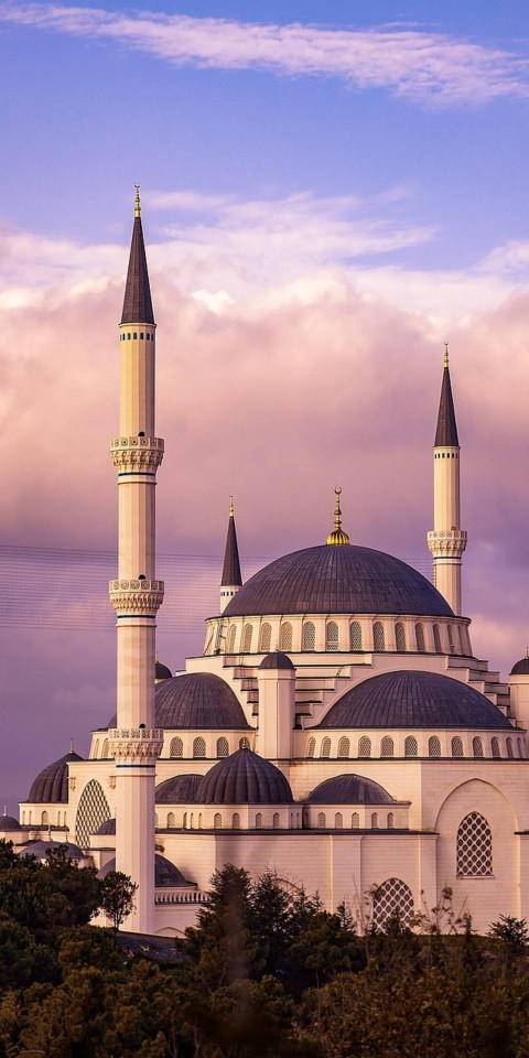 Free photo of Çamlıca Mosque Wallpaper #055