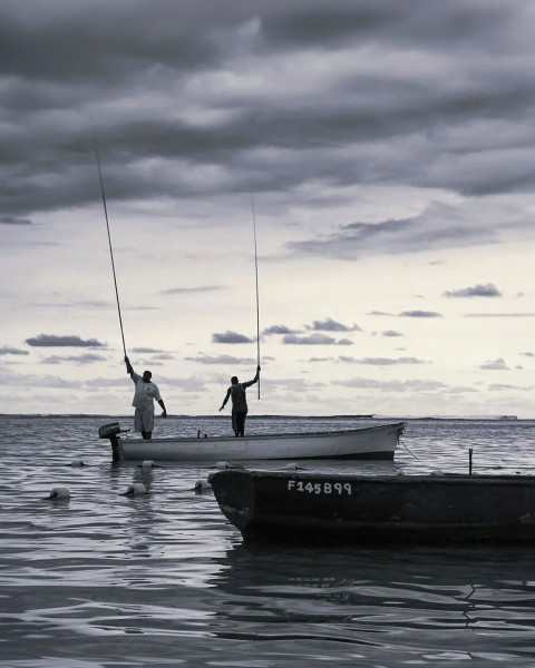 Free photo of CB Editing Background (with Sea and Boat)