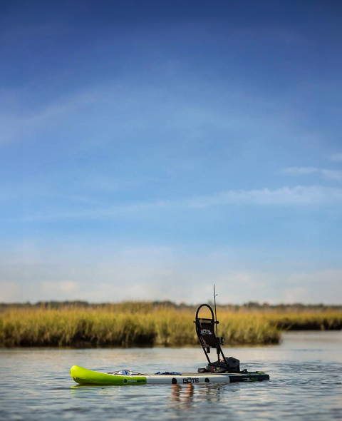 Free photo of CB Editing Background (with Water and Paddle)