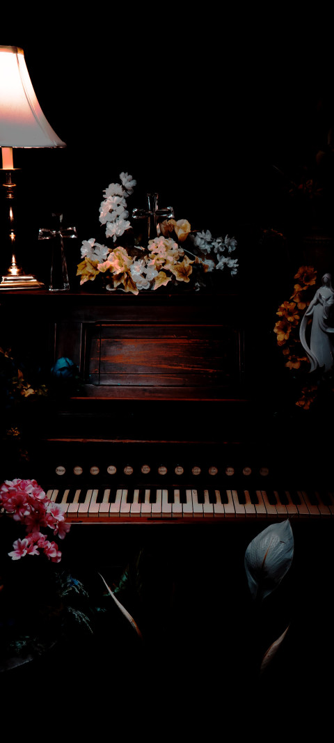 Free photo of Objects Amoled Wallpaper with Piano, Still life photography & Organ