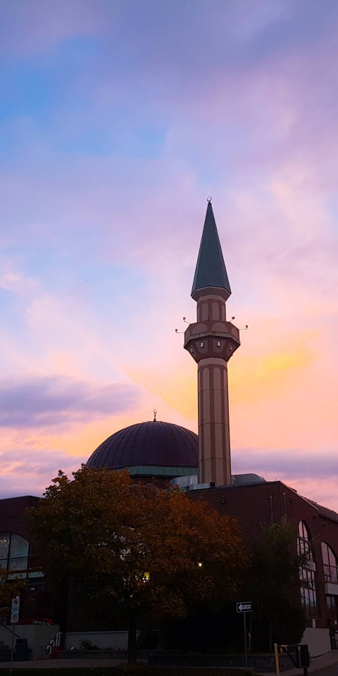 Free photo of Ottawa Muslim Association Mosque