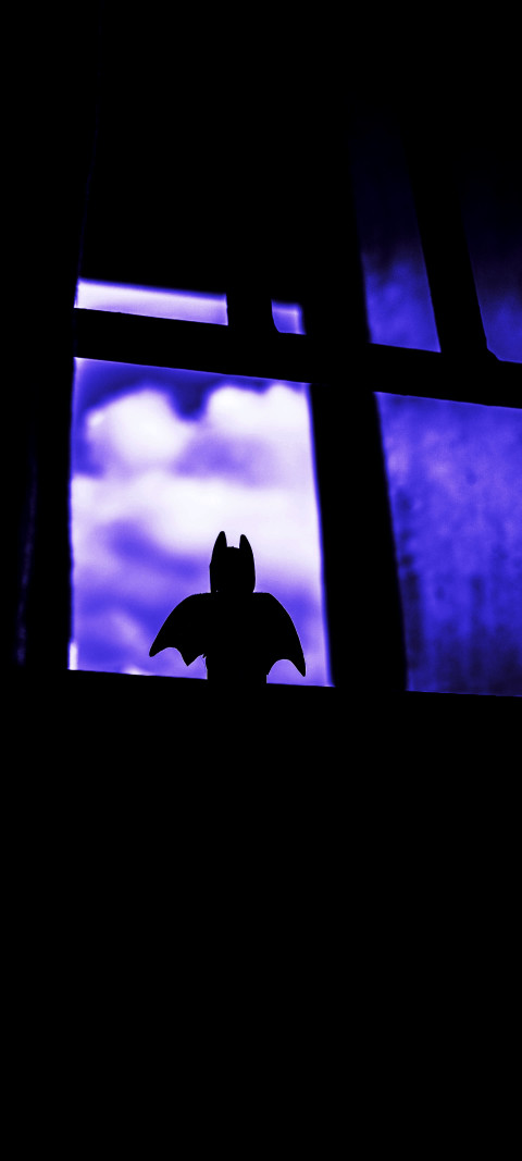 Free photo of Superheroes Movies Amoled Wallpaper with Purple, Light & Silhouette