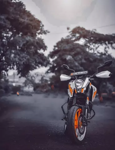 Bike Editing Background (with Vehicle and Travel)